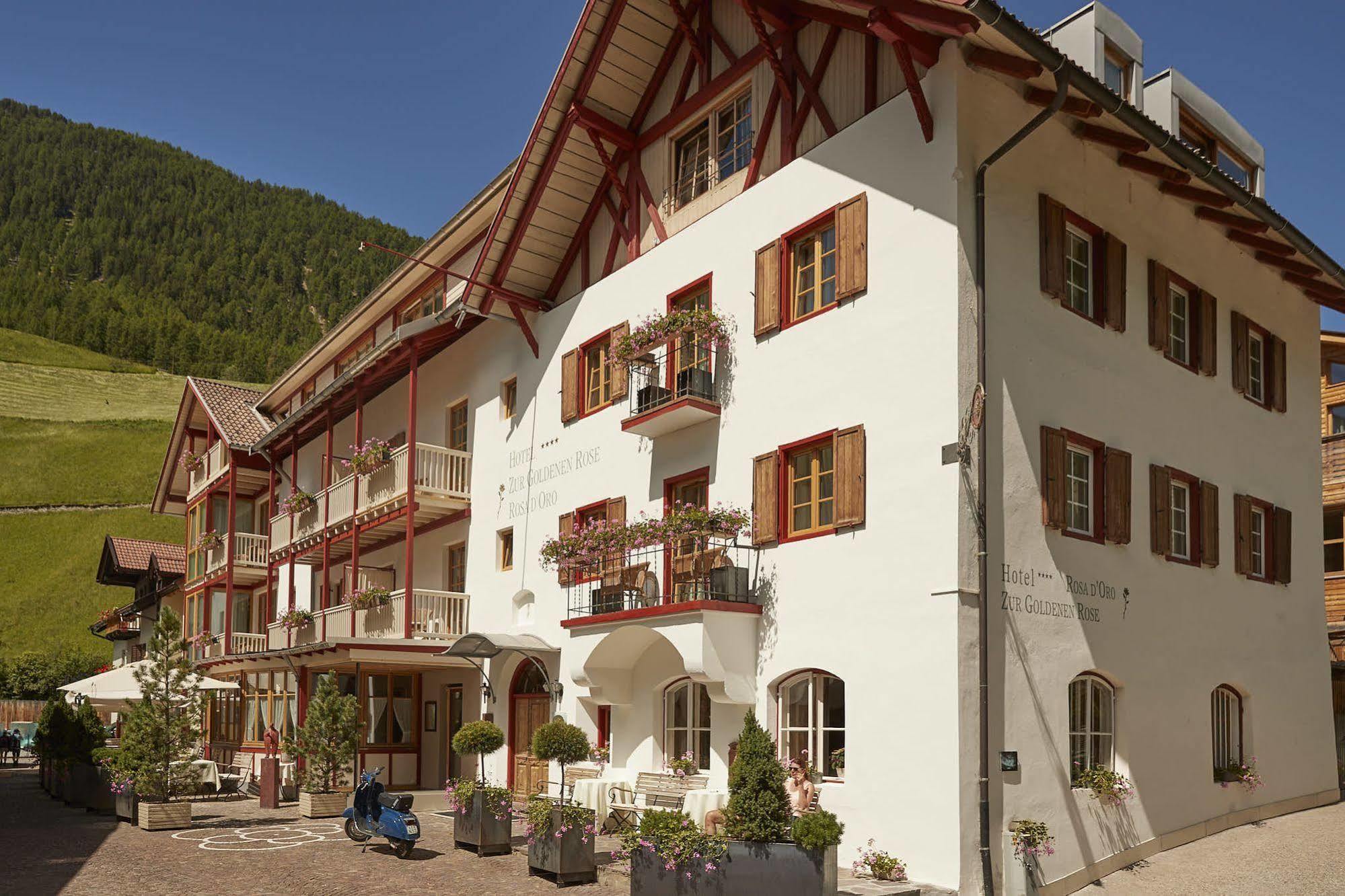 Hotel Goldene Rose Karthaus à Senales/Schnals Extérieur photo